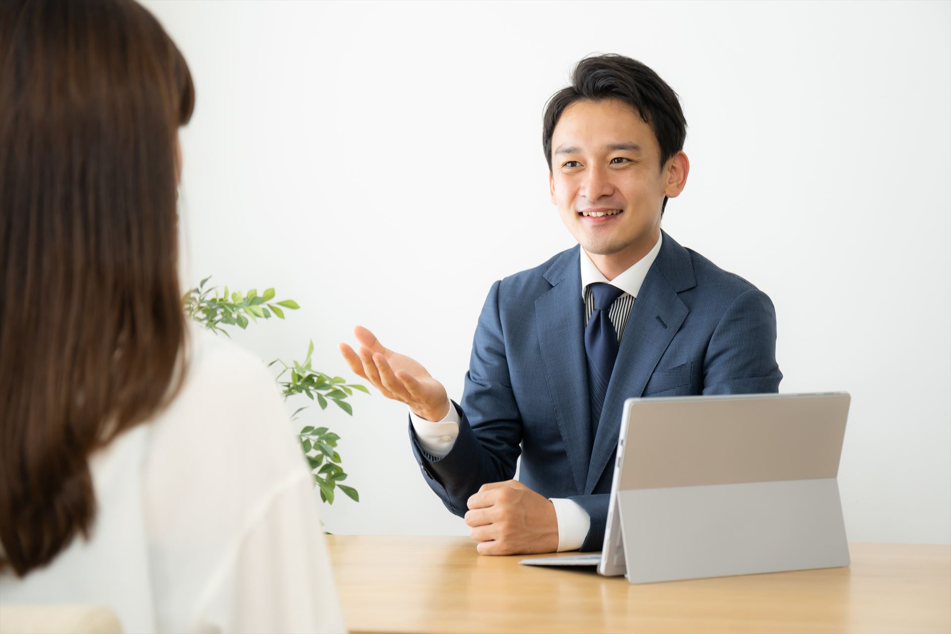 新栄